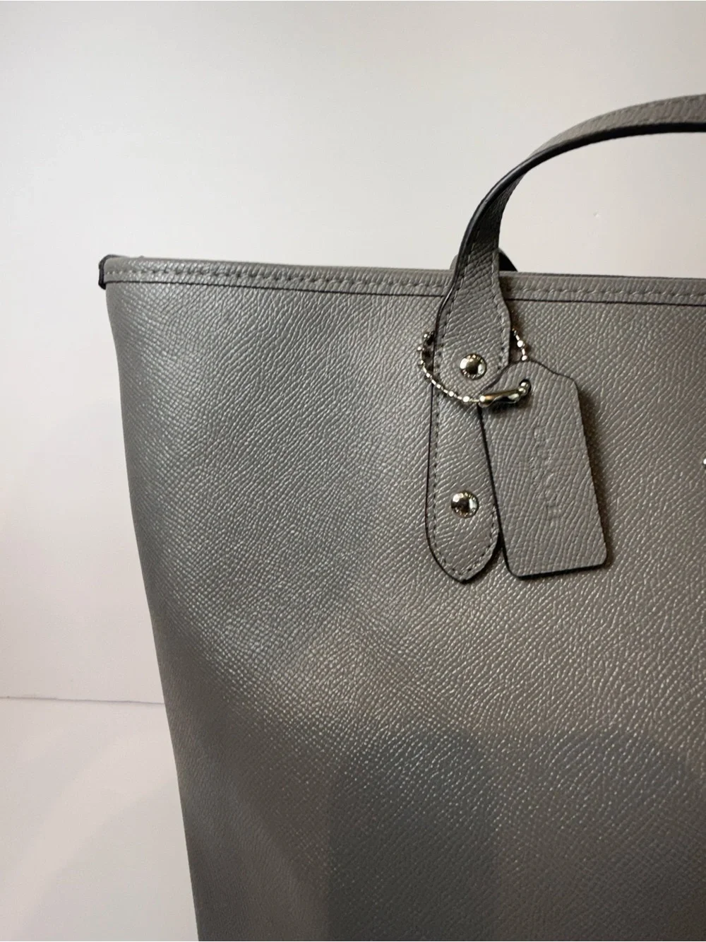 Coach NY Authentic Crossgrain Leather City Zip Tote Handbag F58846 Grey